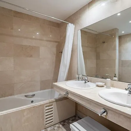 Apartamento Beautiful In Residential Complex Estepona